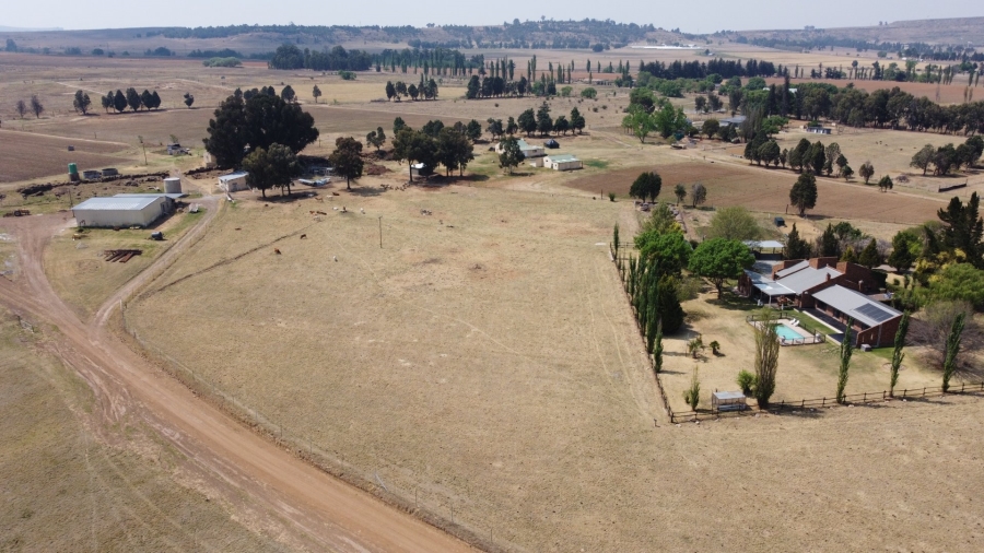 5 Bedroom Property for Sale in Bethlehem Rural Free State